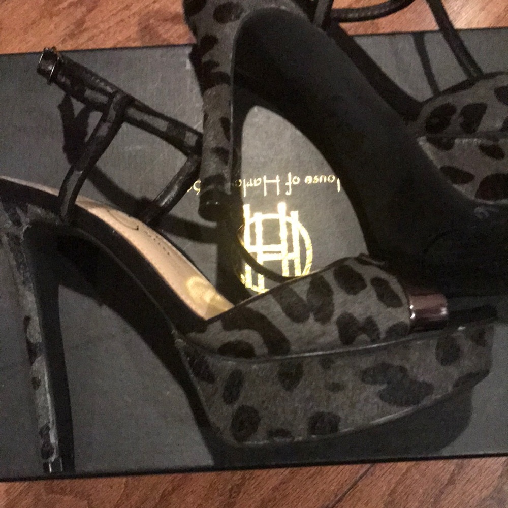 Black/Gray Suede Sandal by Jessica Simpson - Picture 4 of 8
